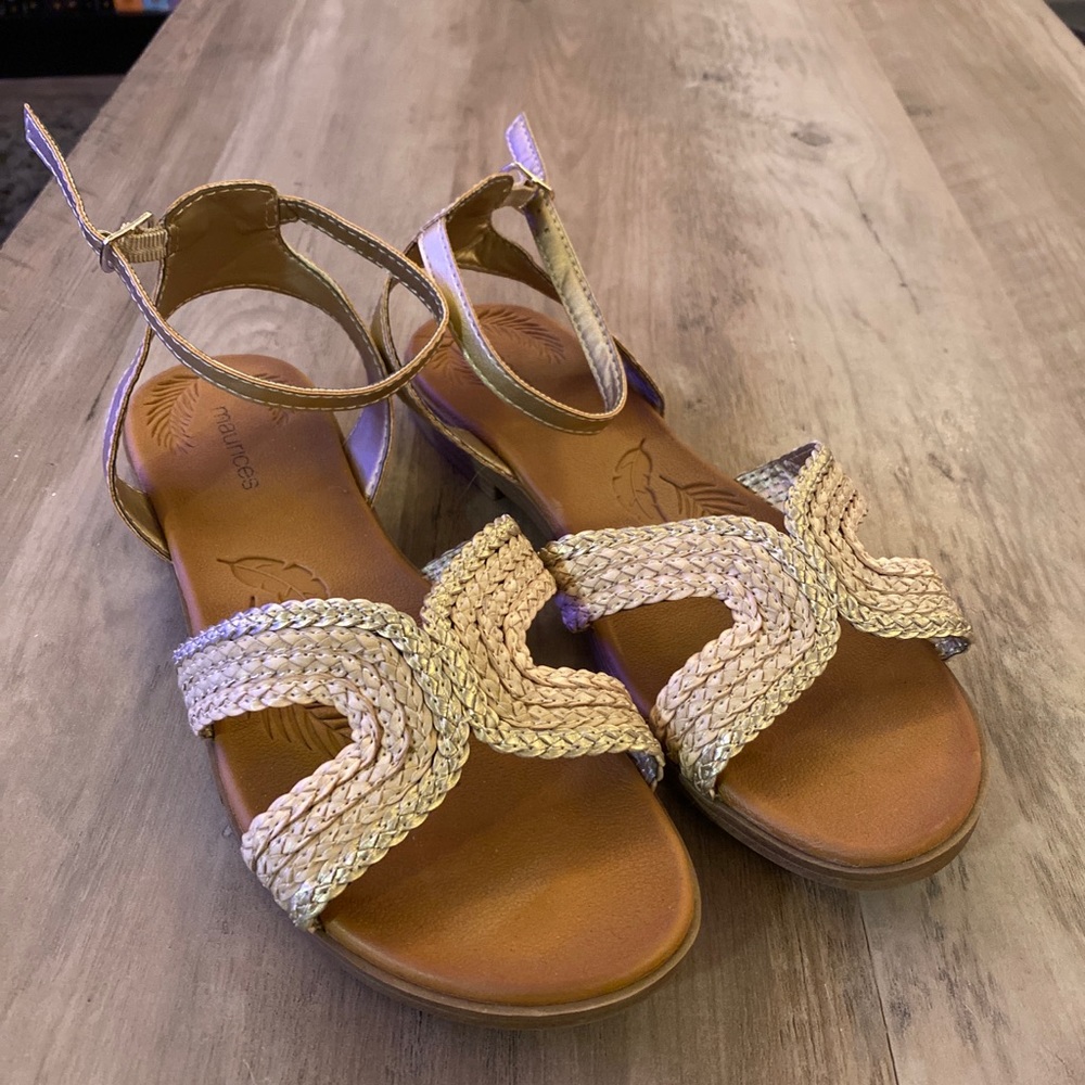 Maurices Sandals Like New SZ 7